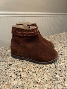 Toddler 6C Janie and Jack Brown Suede Boots